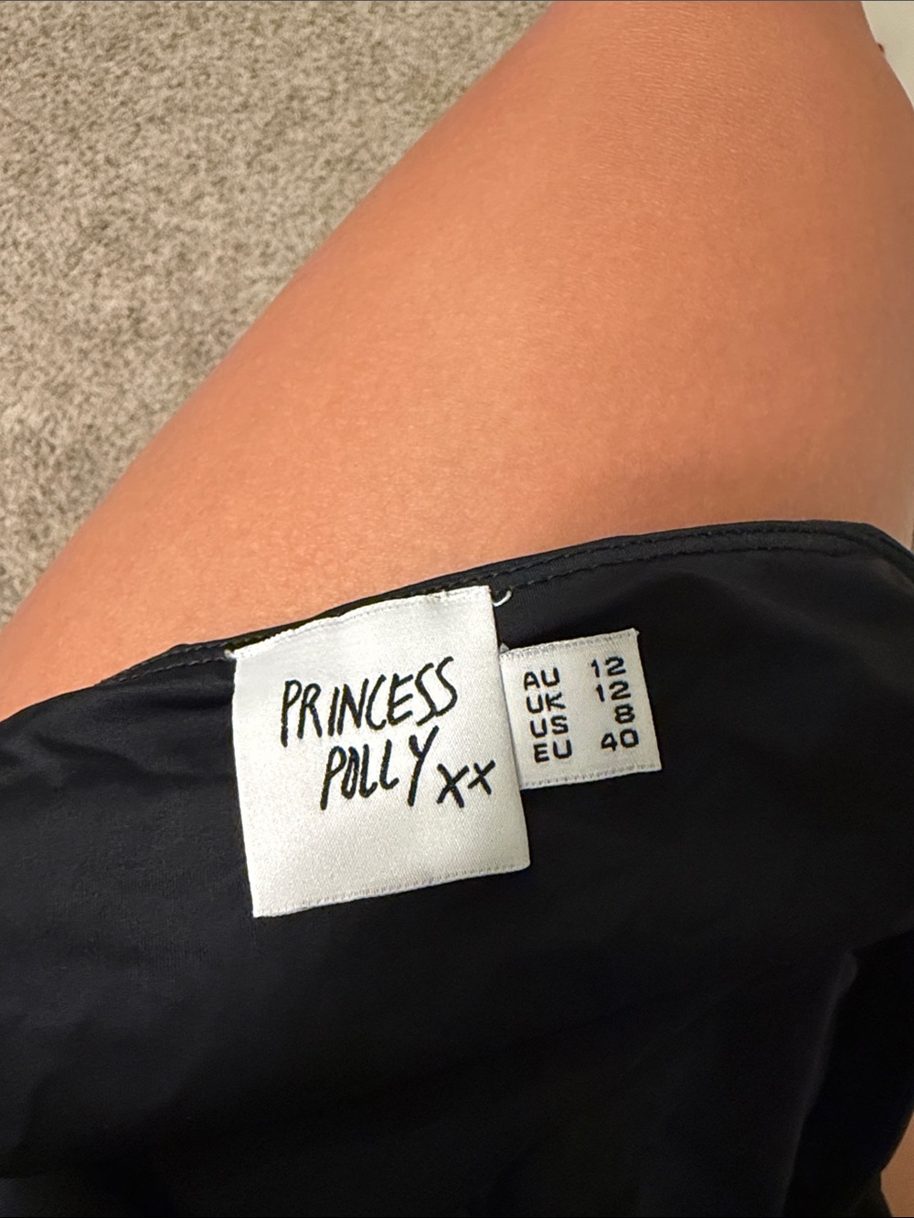 Princess Polly Black Scoop Neck Tank - Picture 2 of 6